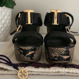 TORY BURCH ANGELINE ANIMAL PRINT LEATHER Wedge Sandal SZ 7 M